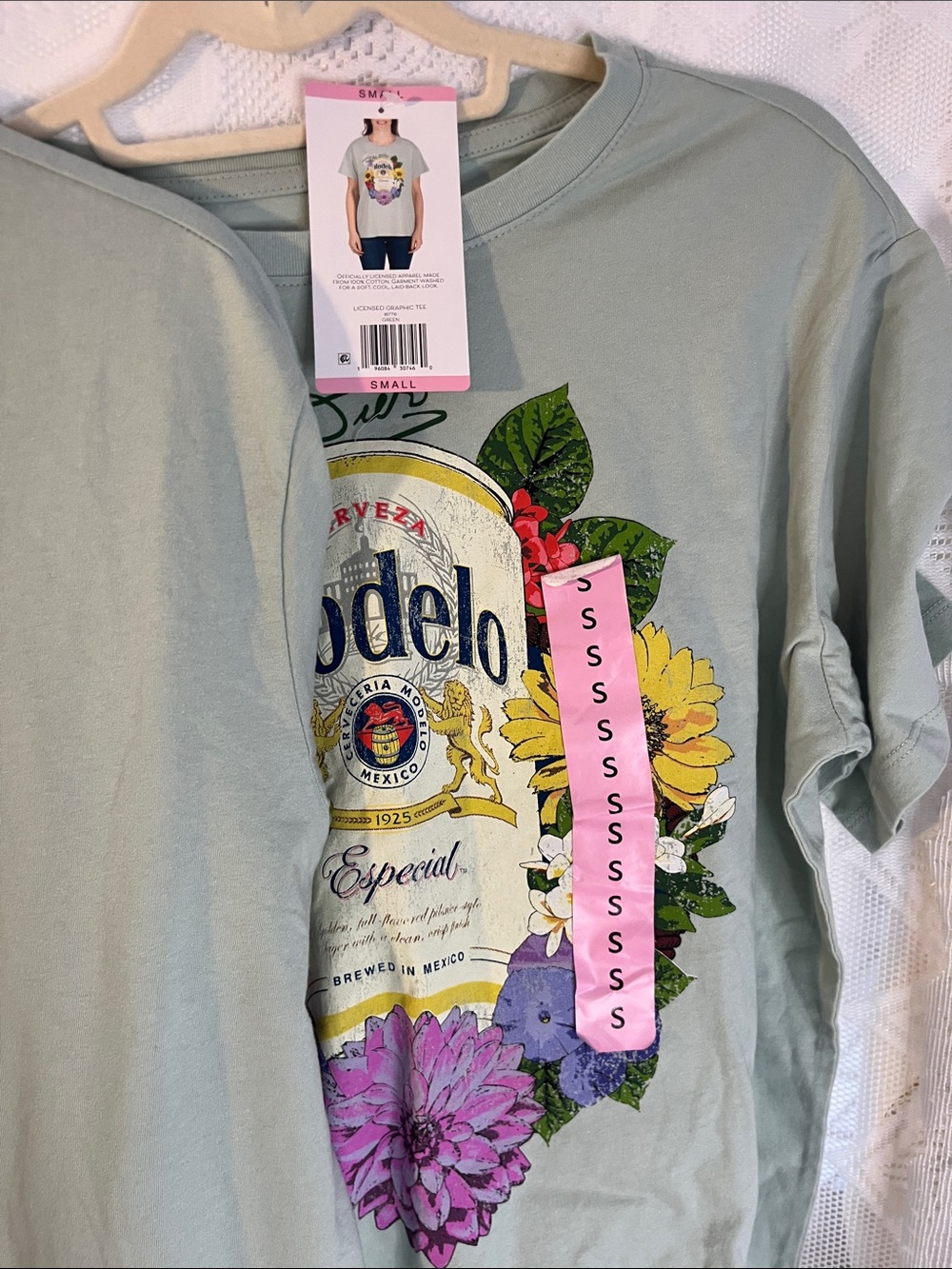 😻5for$15😻Modelo Sage Floral Logo Short Sleeve Tee XS,S,L - Picture 4 of 6